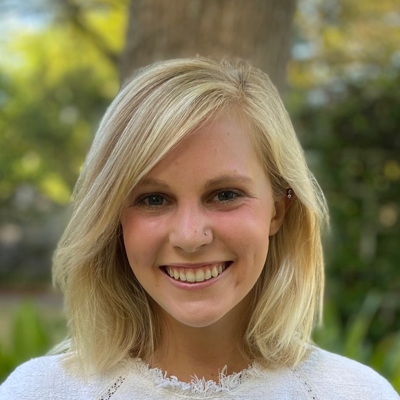 Meet your Posher, Maggie - Picture 1 of 1